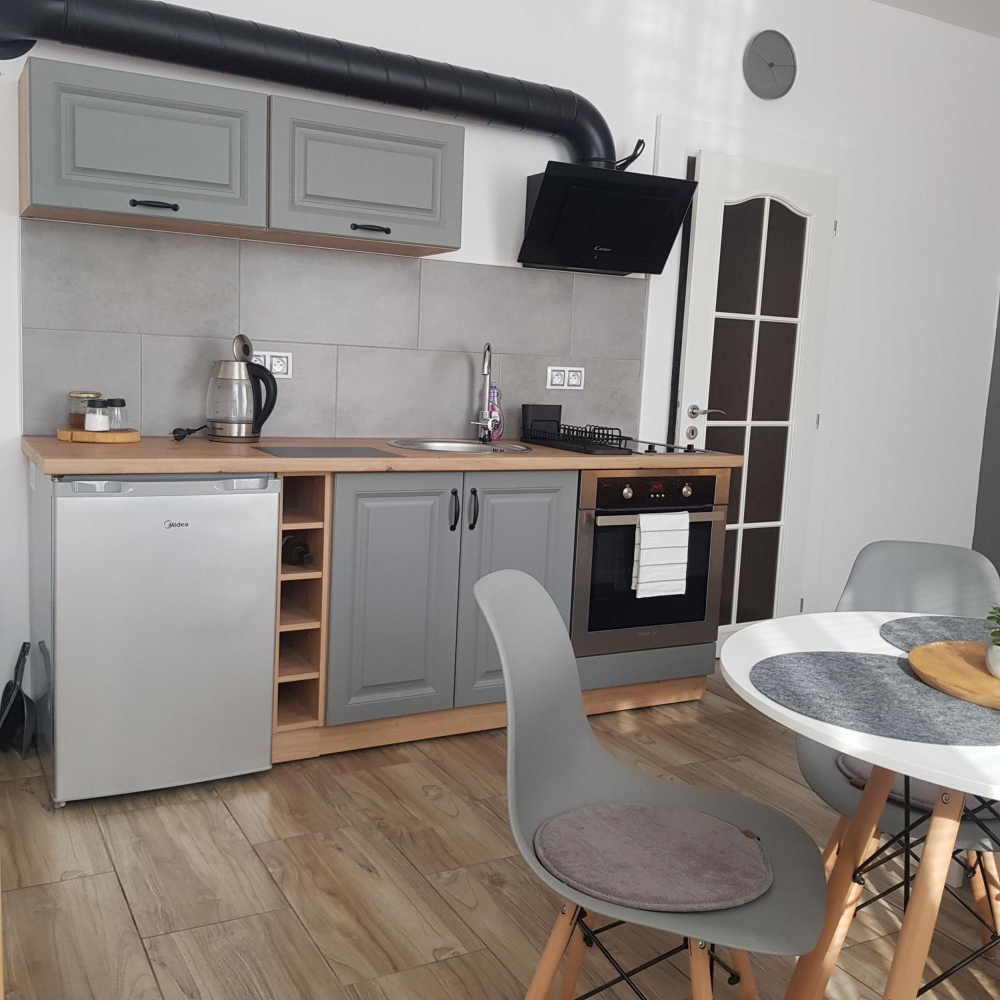 Apartman Ursula 야히모프 외부 사진